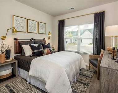 100 Cottage Way - Photo Thumbnail 29