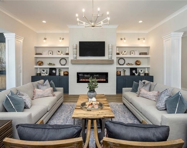 100 Cottage Way - Photo Thumbnail 2