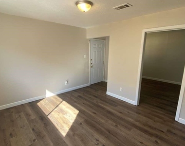 11503 Bay Cedar Drive - Photo Thumbnail 2