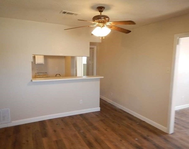 11503 Bay Cedar Drive - Photo Thumbnail 4