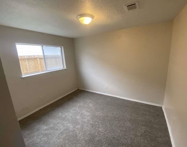 11503 Bay Cedar Drive - Photo Thumbnail 6