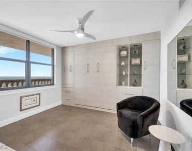 6585 Nicholas Boulevard - Photo Thumbnail 9