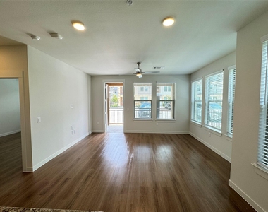 9302 Fry Rd - Photo Thumbnail 5