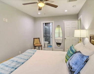 5215 Cosby Street - Photo Thumbnail 9