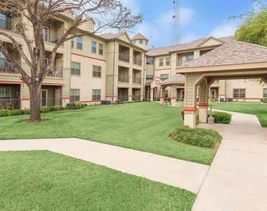 200 W Yoakum Ave Avenue - Photo Thumbnail 4