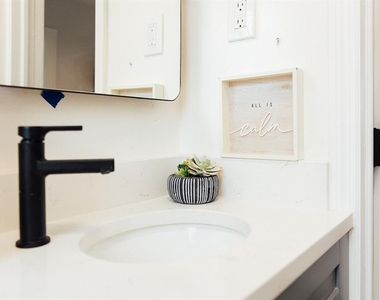 809 10th Avenue N - Photo Thumbnail 22