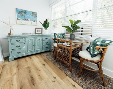 809 10th Avenue N - Photo Thumbnail 14