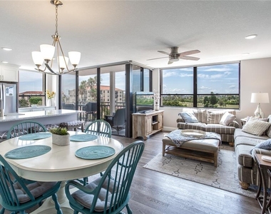 6210 Sun Boulevard - Photo Thumbnail 7