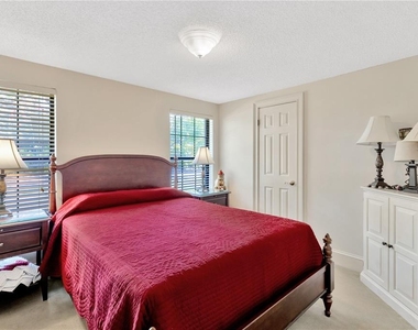 4909 S Elberon Street - Photo Thumbnail 12
