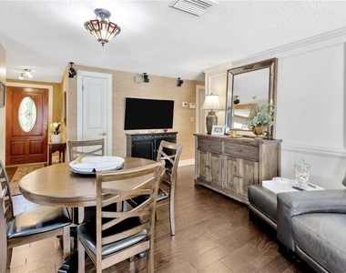 4909 S Elberon Street - Photo Thumbnail 14