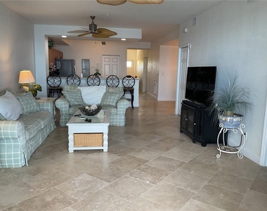 900 E Marion Avenue - Photo Thumbnail 29
