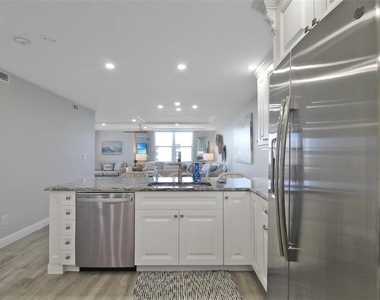 5780 Midnight Pass Road - Photo Thumbnail 22