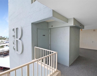 5780 Midnight Pass Road - Photo Thumbnail 49