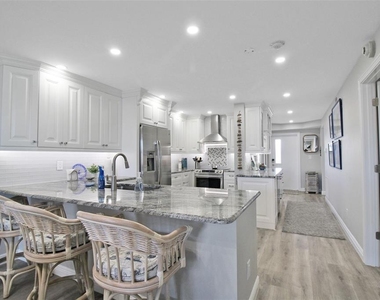 5780 Midnight Pass Road - Photo Thumbnail 23