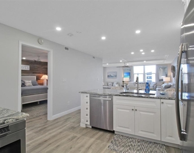 5780 Midnight Pass Road - Photo Thumbnail 20