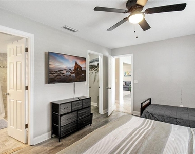 7036 13th Street E - Photo Thumbnail 27