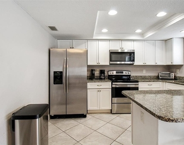 7036 13th Street E - Photo Thumbnail 19