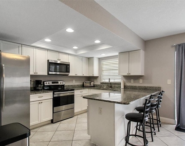 7036 13th Street E - Photo Thumbnail 18