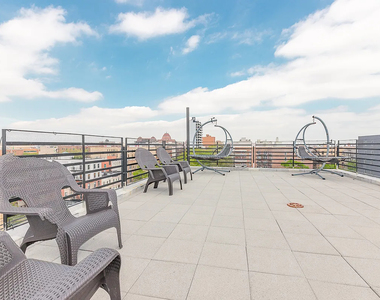 186 Lenox Road - Photo Thumbnail 10