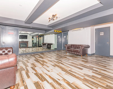 186 Lenox Road - Photo Thumbnail 8