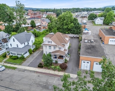 217 Jefferson Avenue - Photo Thumbnail 1