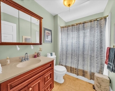 217 Jefferson Avenue - Photo Thumbnail 8