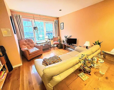 337 Palmetto Street #2 - Photo Thumbnail 4
