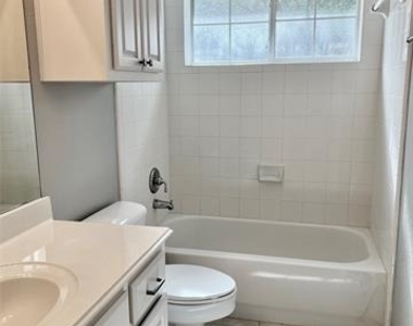 1305 Granger Drive - Photo Thumbnail 15