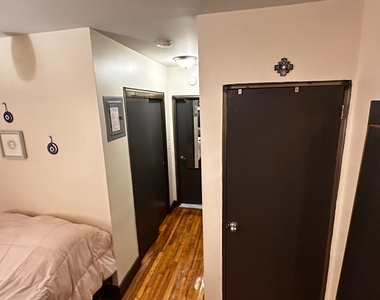 424 East 14th Street - Photo Thumbnail 3