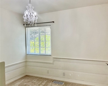2255 E Chevy Chase Drive - Photo Thumbnail 42