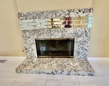 2255 E Chevy Chase Drive - Photo Thumbnail 6