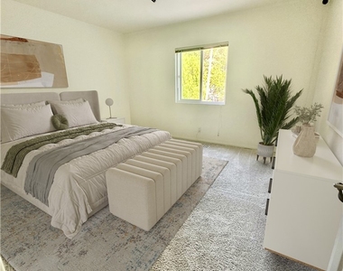 2255 E Chevy Chase Drive - Photo Thumbnail 34