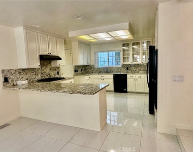 2255 E Chevy Chase Drive - Photo Thumbnail 8