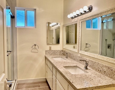 2255 E Chevy Chase Drive - Photo Thumbnail 18