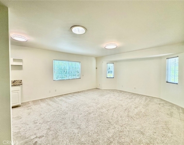 2255 E Chevy Chase Drive - Photo Thumbnail 37