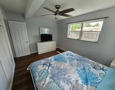 1115 S Ocean Drive - Photo Thumbnail 15
