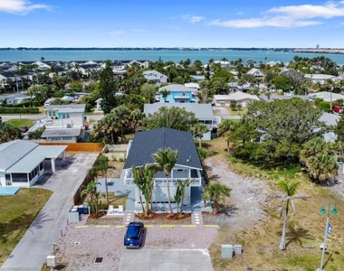 1115 S Ocean Drive - Photo Thumbnail 23