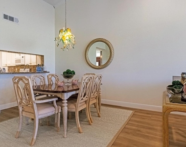 533 Prestwick Circle - Photo Thumbnail 7