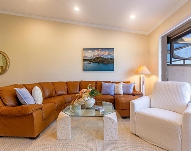 533 Prestwick Circle - Photo Thumbnail 3