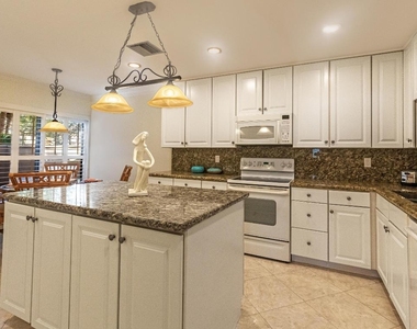533 Prestwick Circle - Photo Thumbnail 11