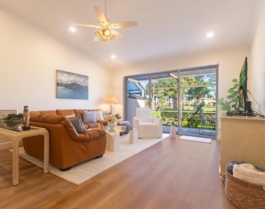 533 Prestwick Circle - Photo Thumbnail 2