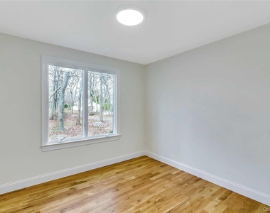 51 Ocean Avenue - Photo Thumbnail 5