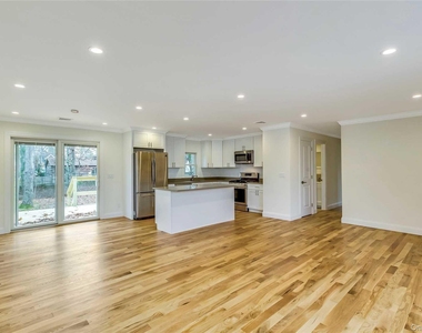 51 Ocean Avenue - Photo Thumbnail 4