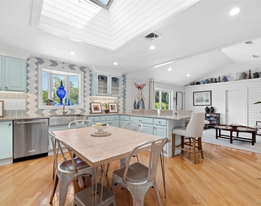 38 Liberty Street - Photo Thumbnail 4