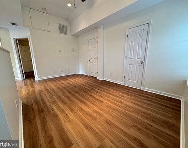 222 N 21st Street - Photo Thumbnail 15