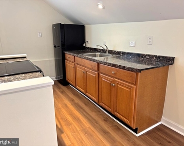 222 N 21st Street - Photo Thumbnail 11