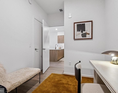 2650 Woodley Road Nw - Photo Thumbnail 5