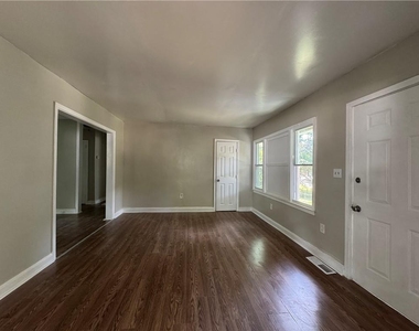 1537 Orlando Street - Photo Thumbnail 5