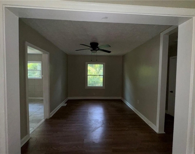 1537 Orlando Street - Photo Thumbnail 6