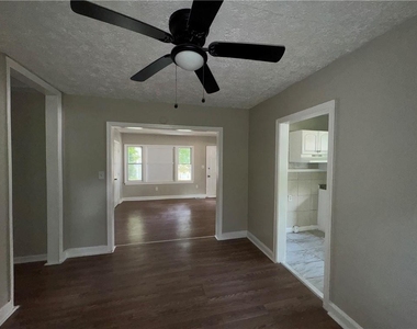 1537 Orlando Street - Photo Thumbnail 7